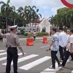 Jum’at Berkah, Lantas Polresta Bandara Bantu Pengamanan Kegiatan Sholat Jum’at di Masjid Nurul Barkah Bandara Soekarno Hatta